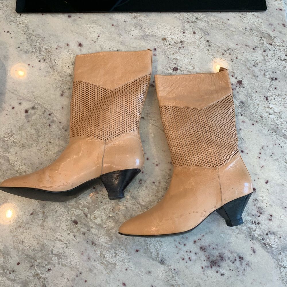 Vintage Tan Cut Out Leather Boots sz 6.5